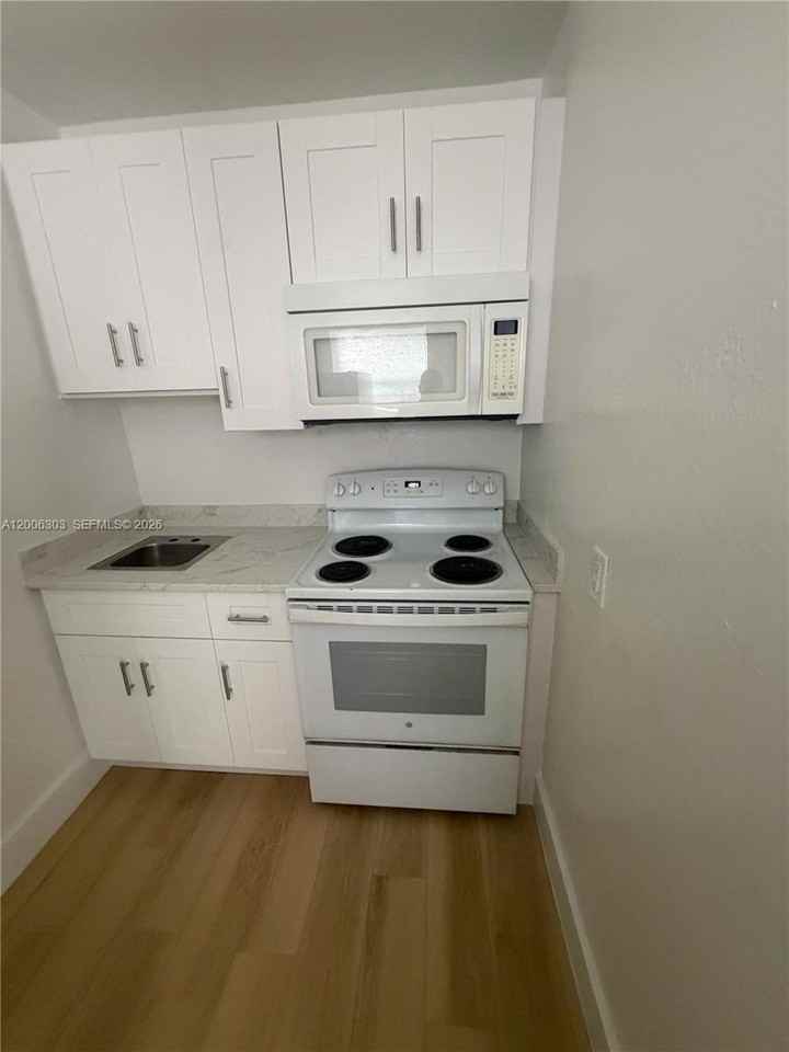 3669 Thomas Ave #9 - Photo 2 of 7