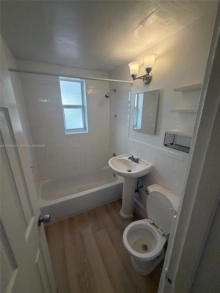 3669 Thomas Ave #9 - Photo 5 of 7