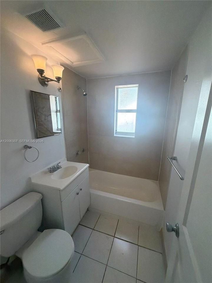 3669 Thomas Ave #10 - Photo 5 of 7