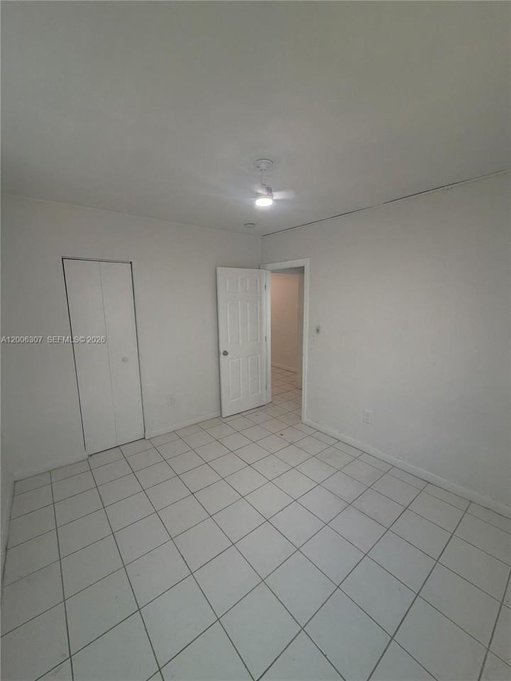 3669 Thomas Ave #10 - Photo 7 of 7