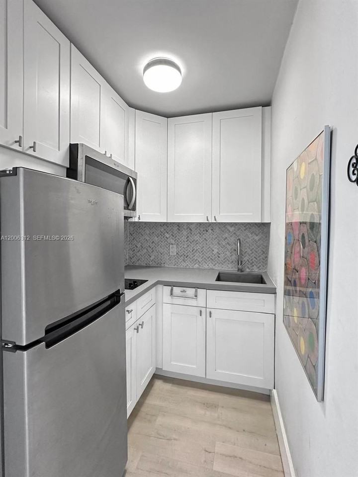 6647 Sw 59th Pl #208 - Photo 2 of 3