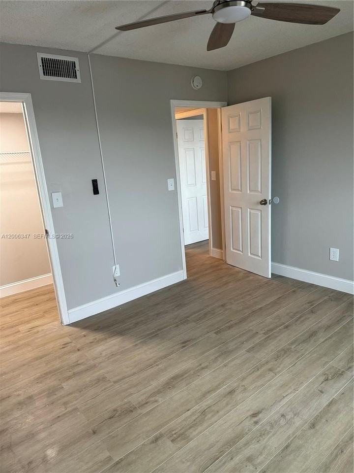 14830 Naranja Lakes Blvd #A4Q - Photo 7 of 12