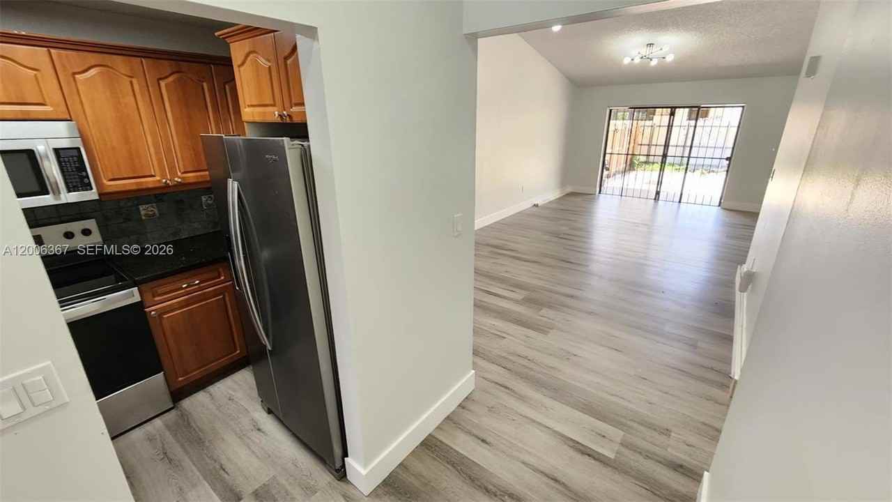 5046 Sw 145th Ave #5046 - Photo 6 of 26