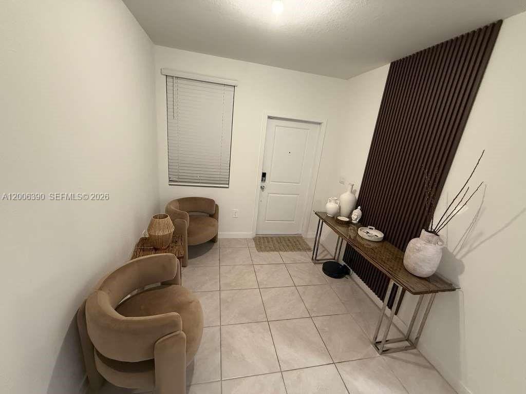 441 Ne 13th St - Photo 2 of 28