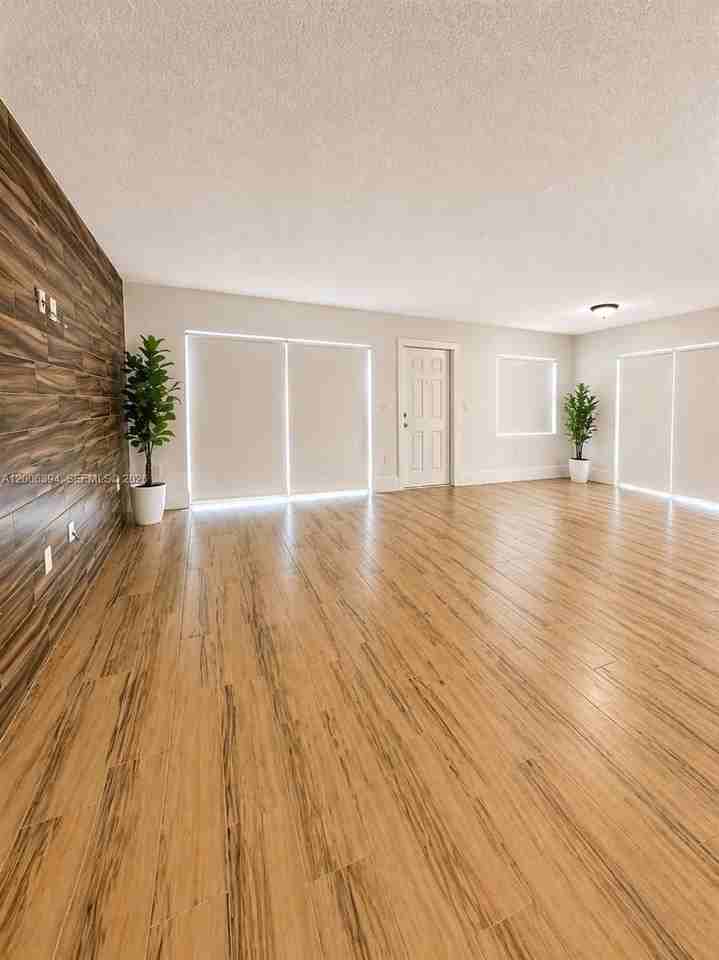 8590 Nw 3rd Ln #102 - Photo 6 of 26