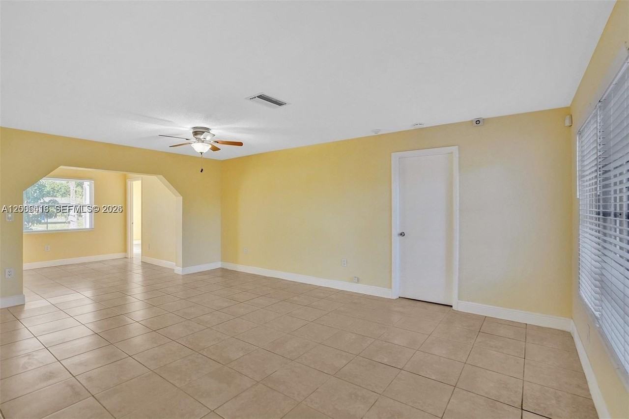 7131 Nw 24th Pl #7131 - Photo 6 of 47