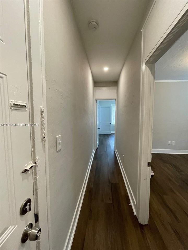 3364 Sw 2nd St #4 - Photo 5 of 14