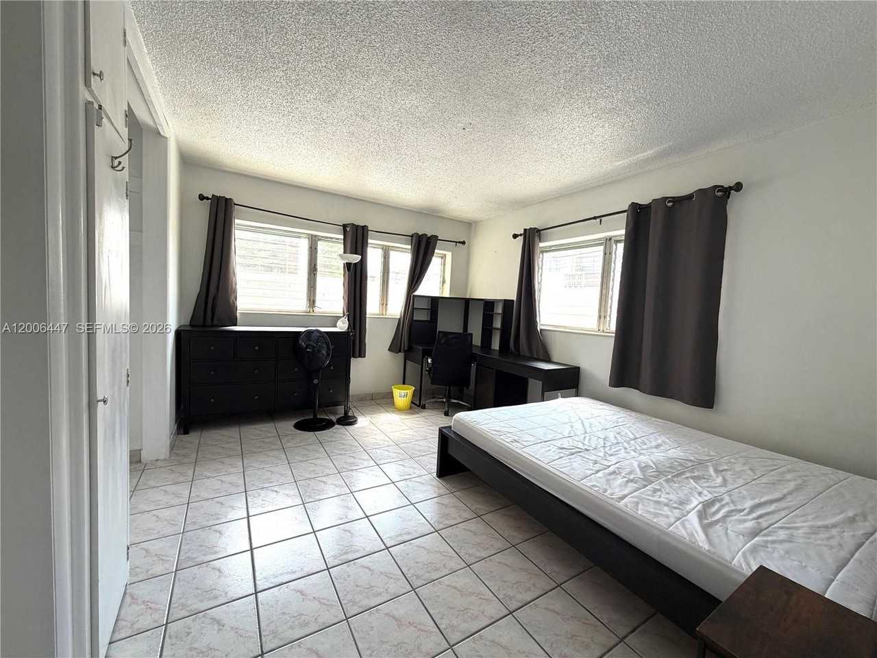 1430 Ne 170th St #225 - Photo 4 of 13