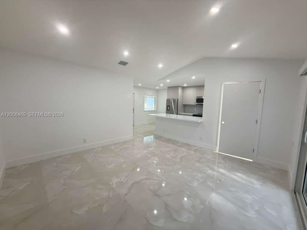 9307 Sw 138th Pl #9307 - Photo 5 of 15