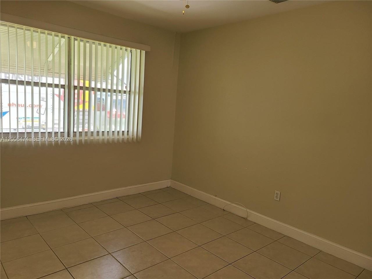 6580 Grant St - Photo 6 of 11