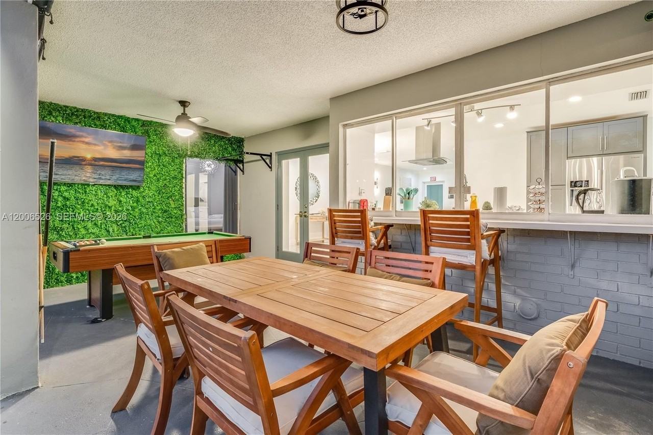 4212 Van Buren St #0 - Photo 4 of 27
