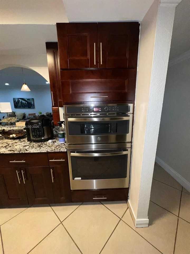 11600 Sw 83rd Ter - Photo 7 of 21