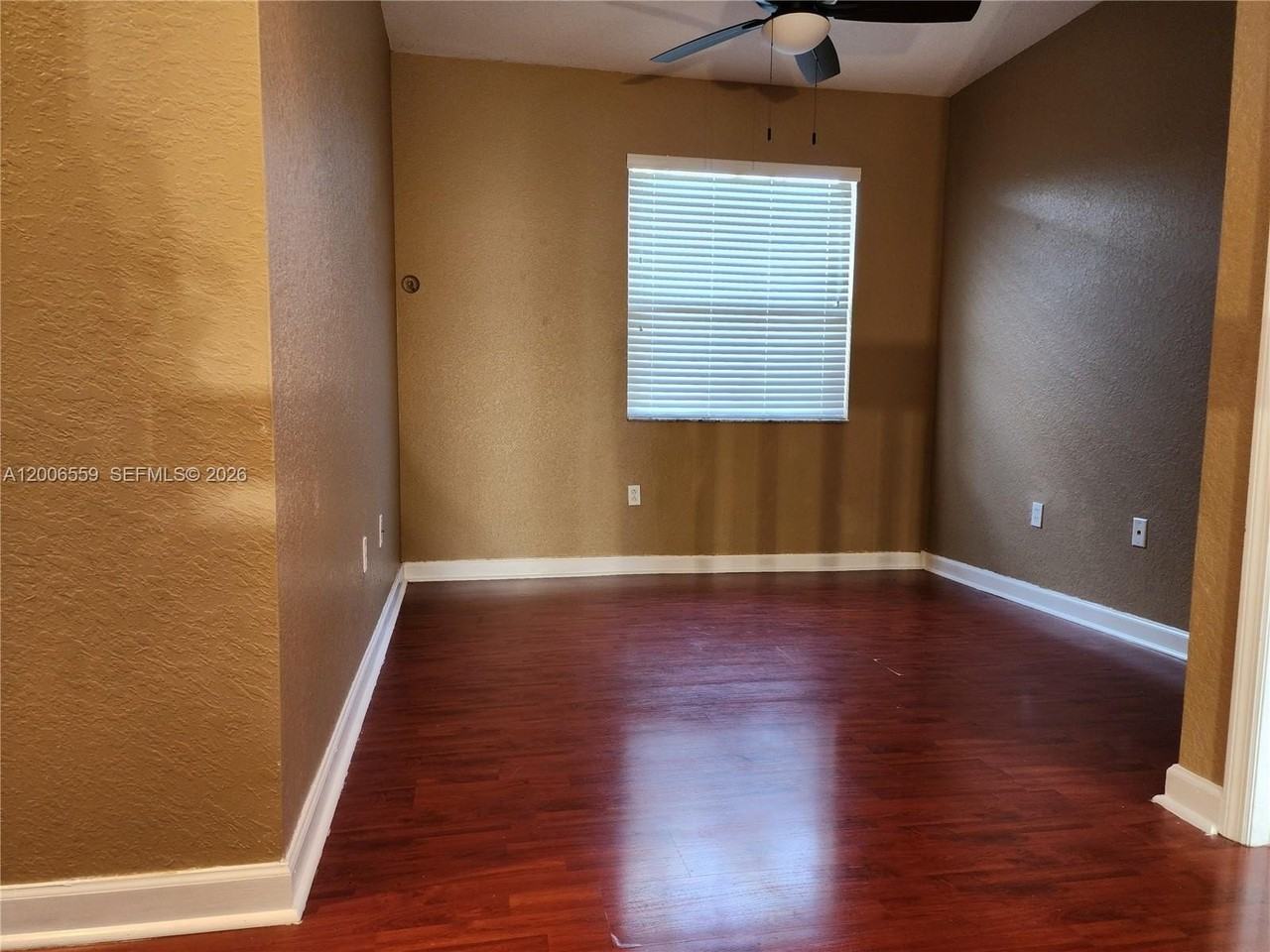 23902 Sw 108th Ave - Photo 6 of 11