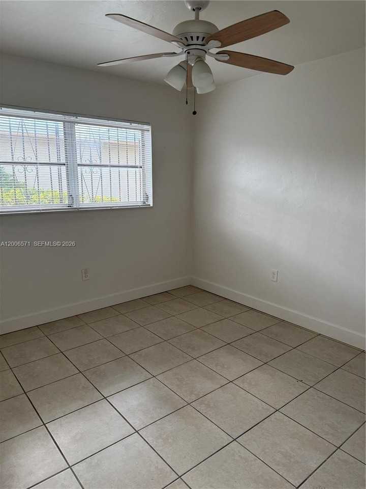2910 Nw 92nd St #2944 - Photo 3 of 6