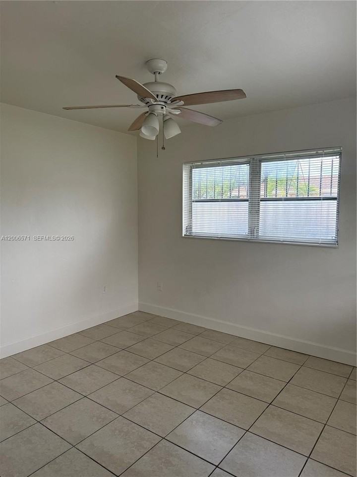 2910 Nw 92nd St #2944 - Photo 6 of 6