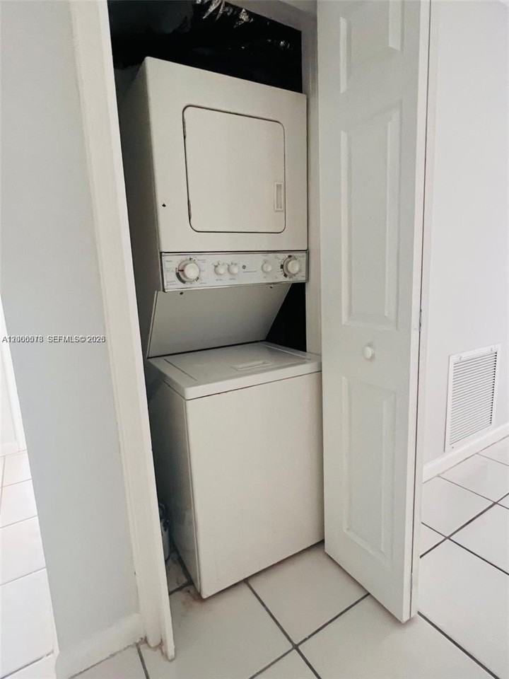 10878 Royal Palm Blvd #10878 - Photo 3 of 11