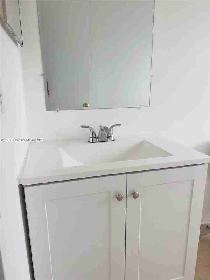 10878 Royal Palm Blvd #10878 - Photo 4 of 11