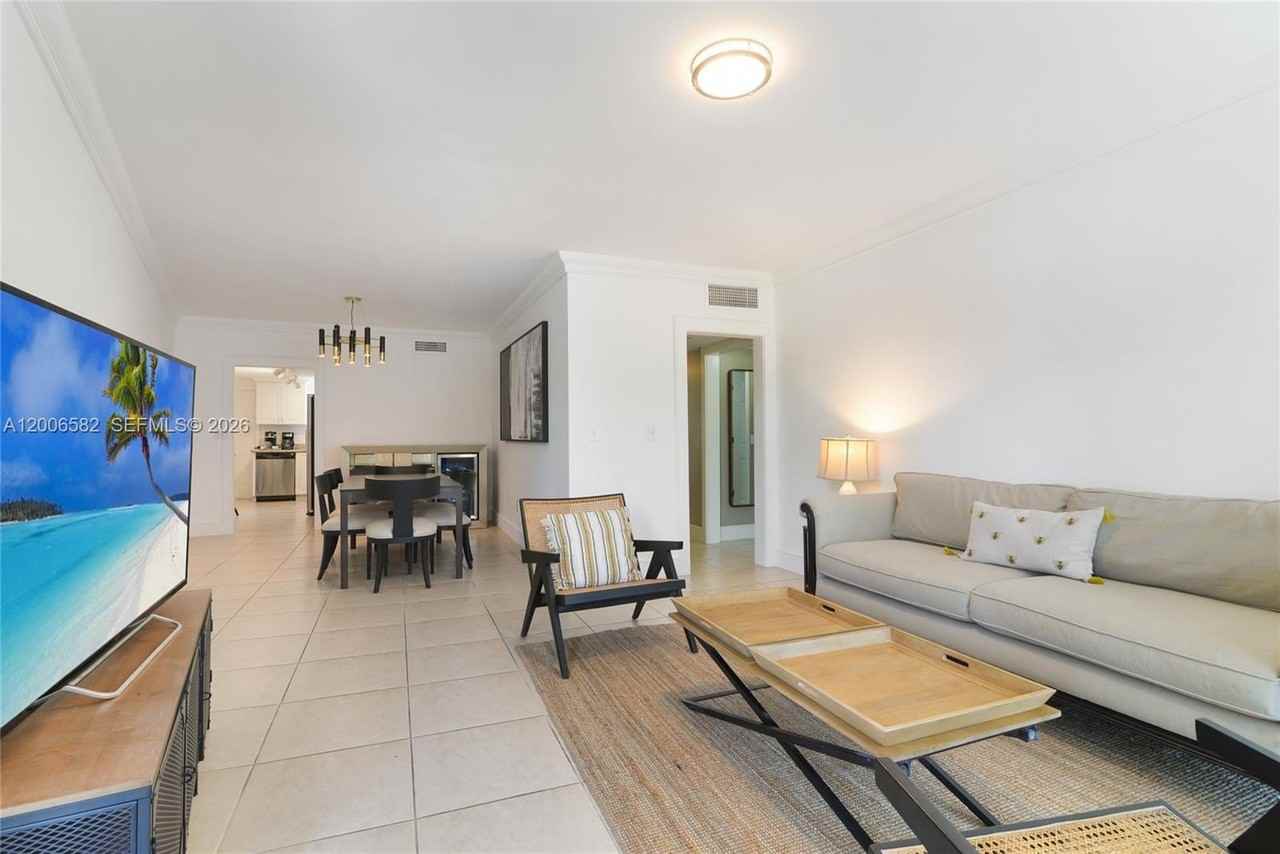 1142 99th St #24 - Photo 2 of 15