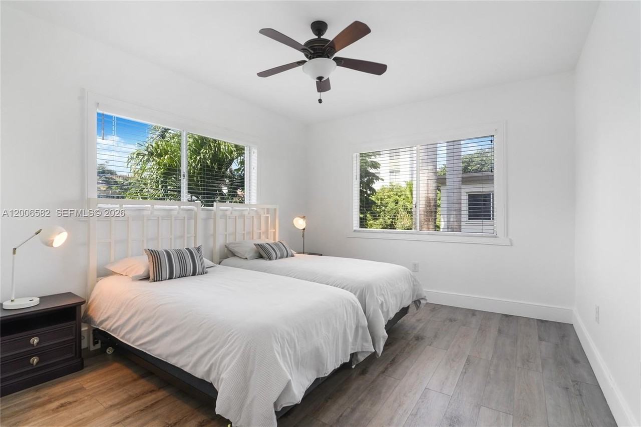 1142 99th St #24 - Photo 7 of 15