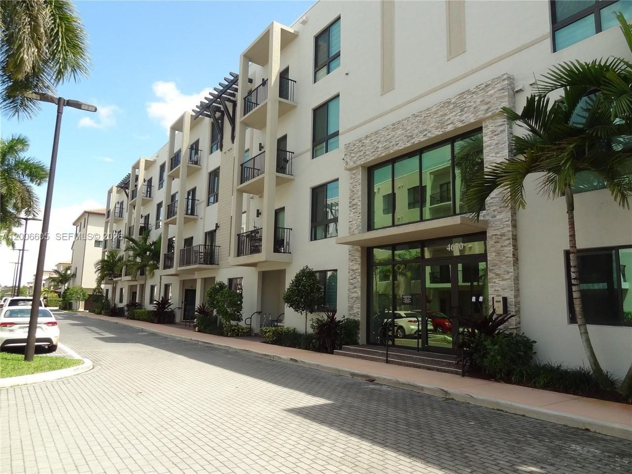 4670 Nw 84th Ave #44