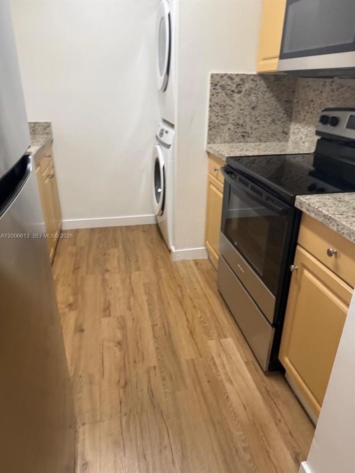 15675 Sw 74th Circle Dr #5 - Photo 7 of 22