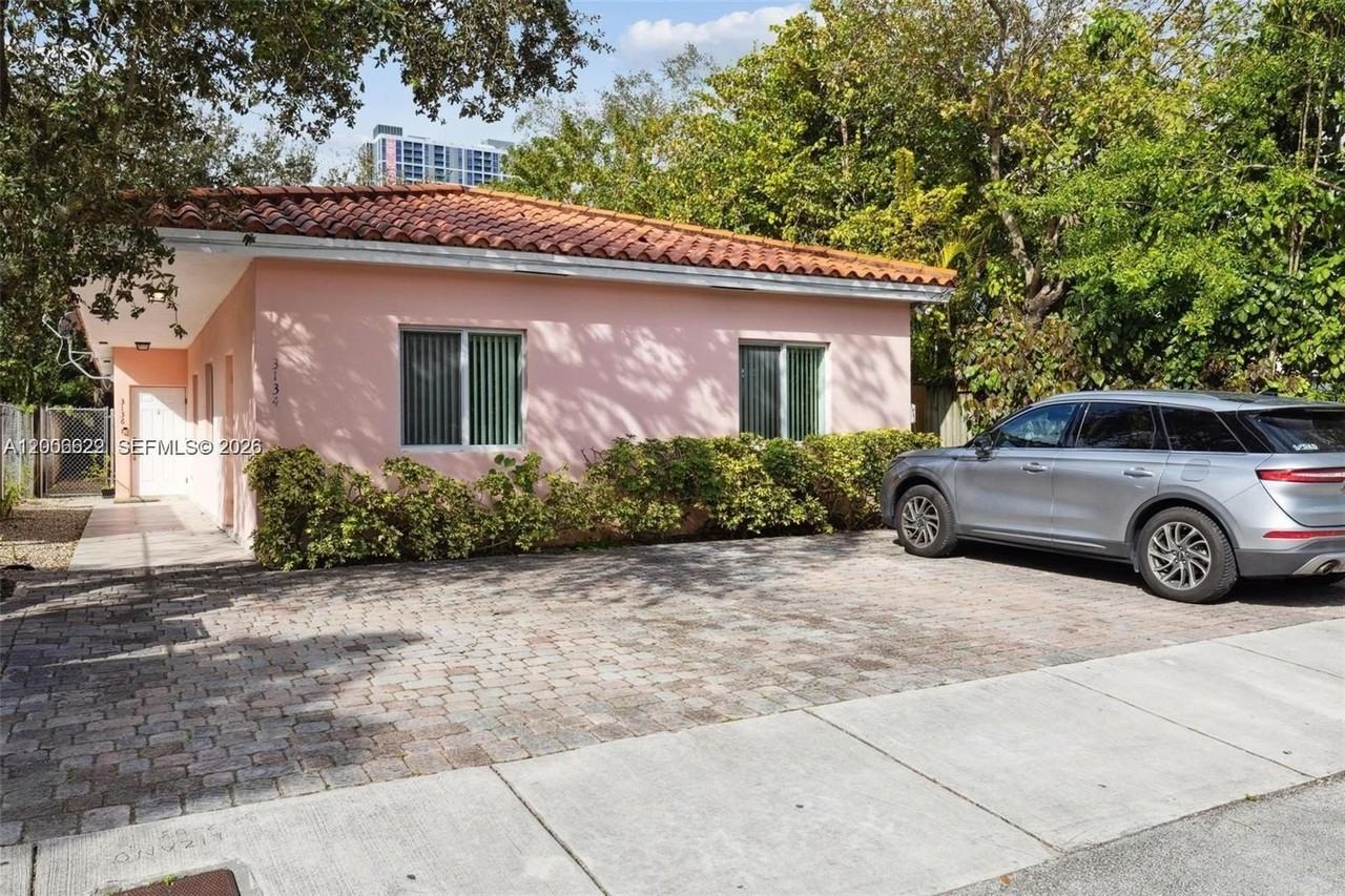 3134 Hibiscus St #3134 - Photo 2 of 21