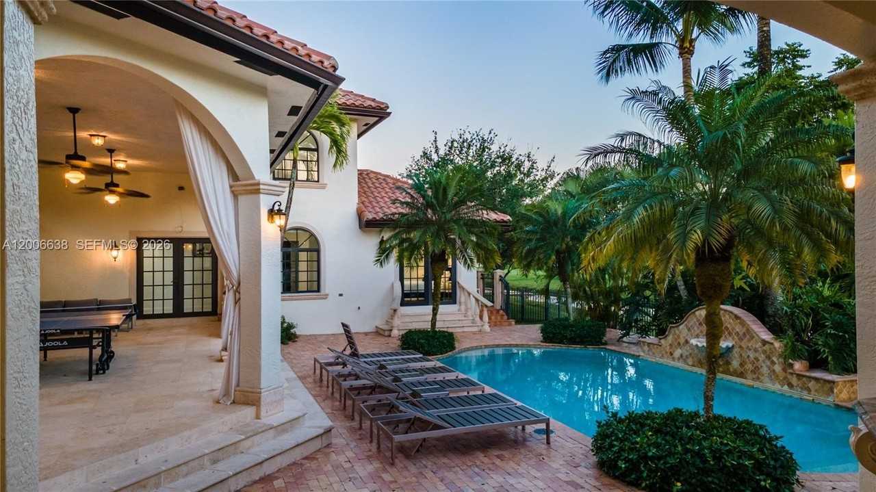 12000 Nw 6th St