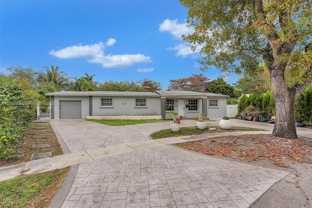 18600 Ne 7th Ct - Photo 1 of 1