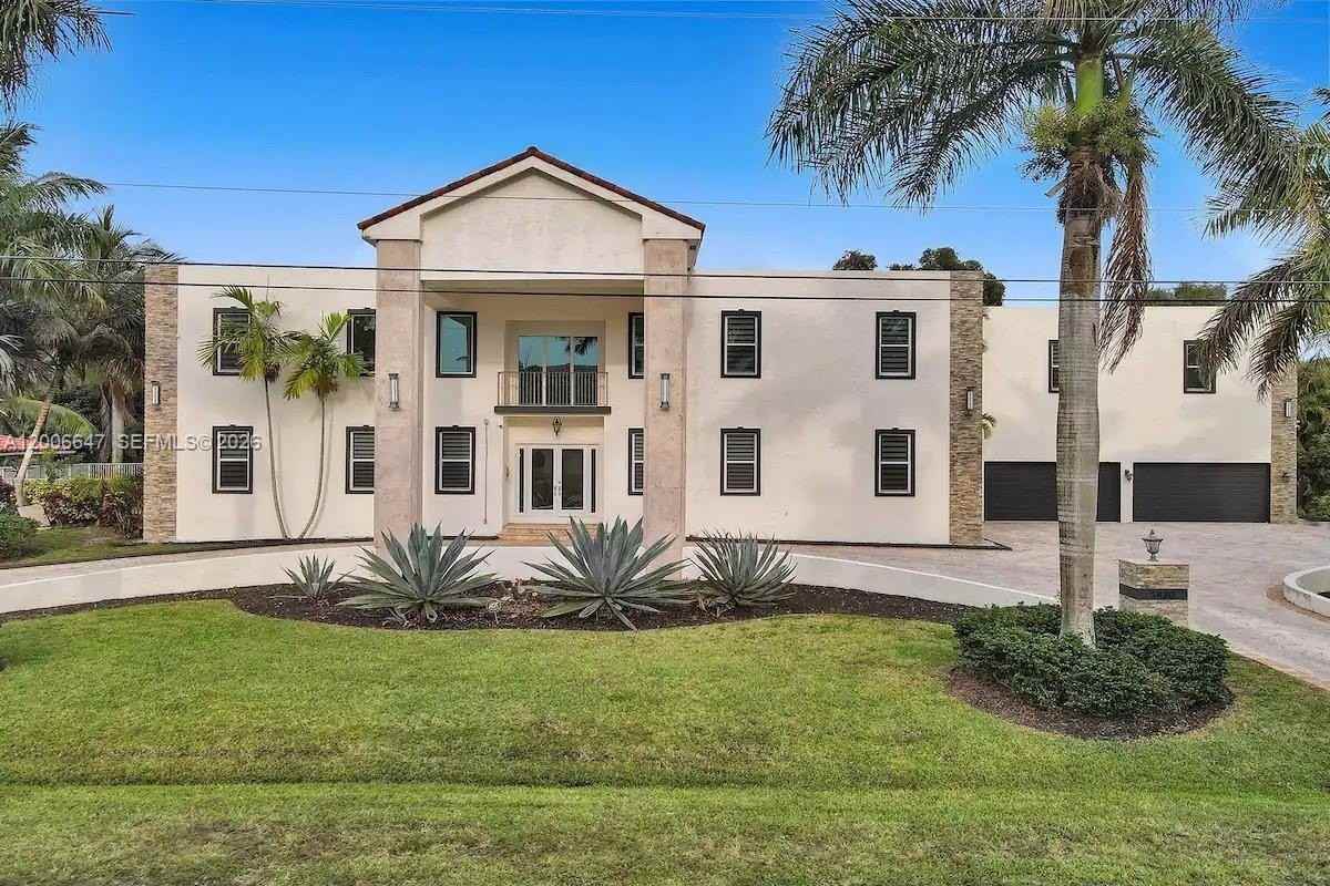 1430 Nw 114th Ave - Photo 6 of 50