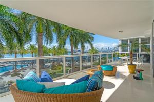 featured image of 400 Alton Rd #706