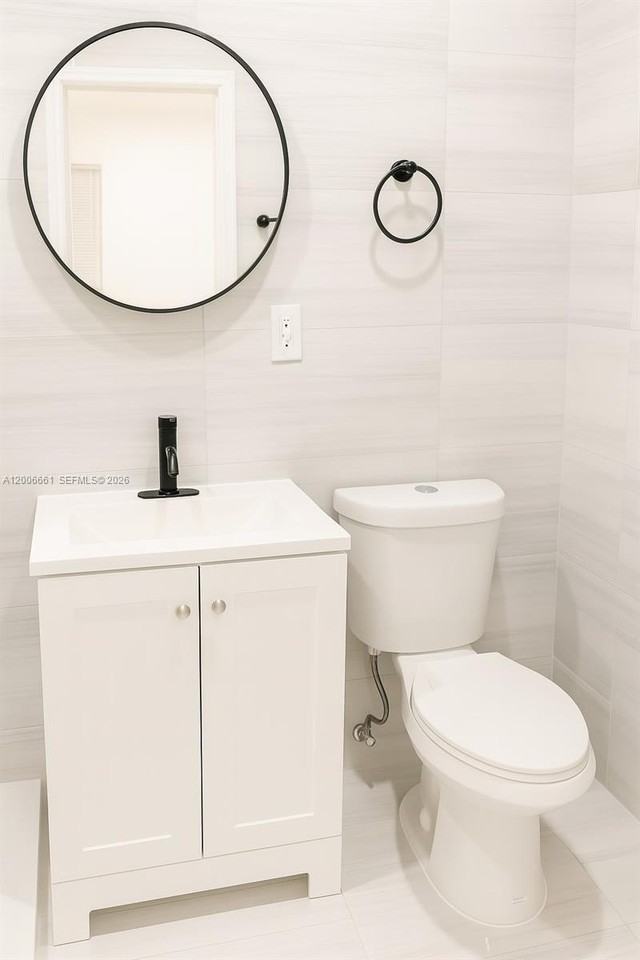 1046 Foster Rd #0 - Photo 5 of 7