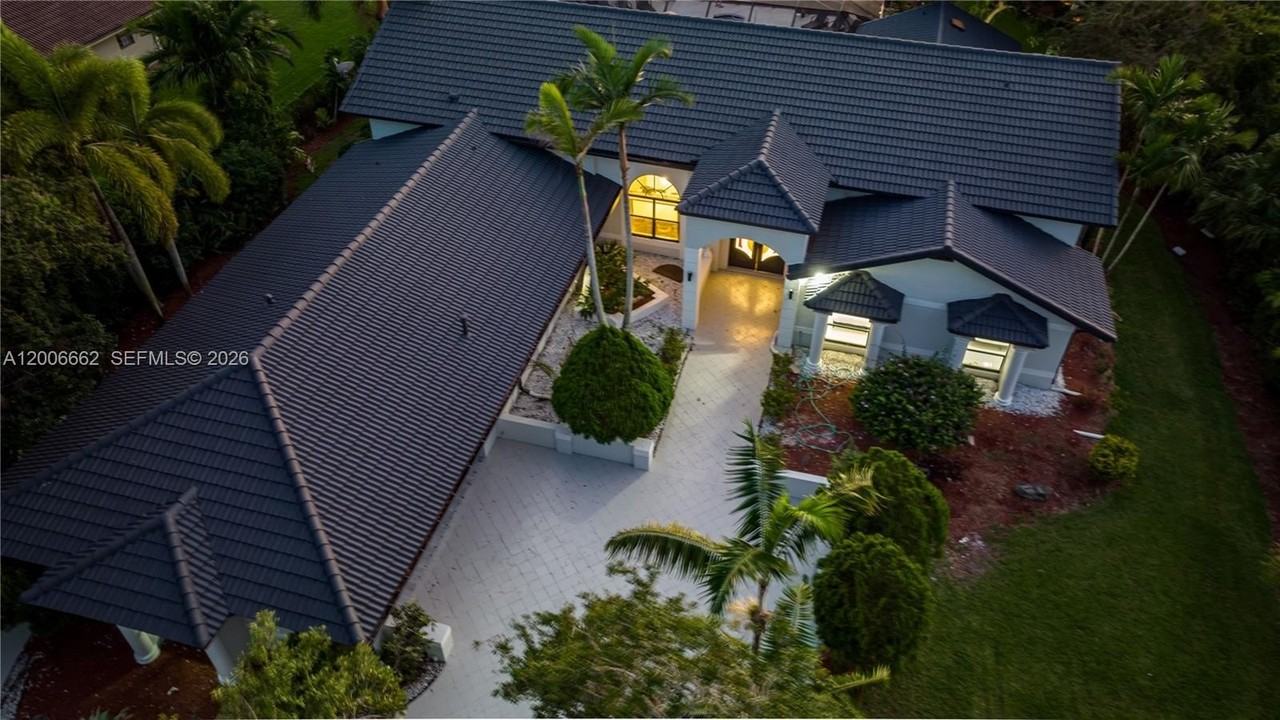 1361 Nw 116th Ave - Photo 6 of 50