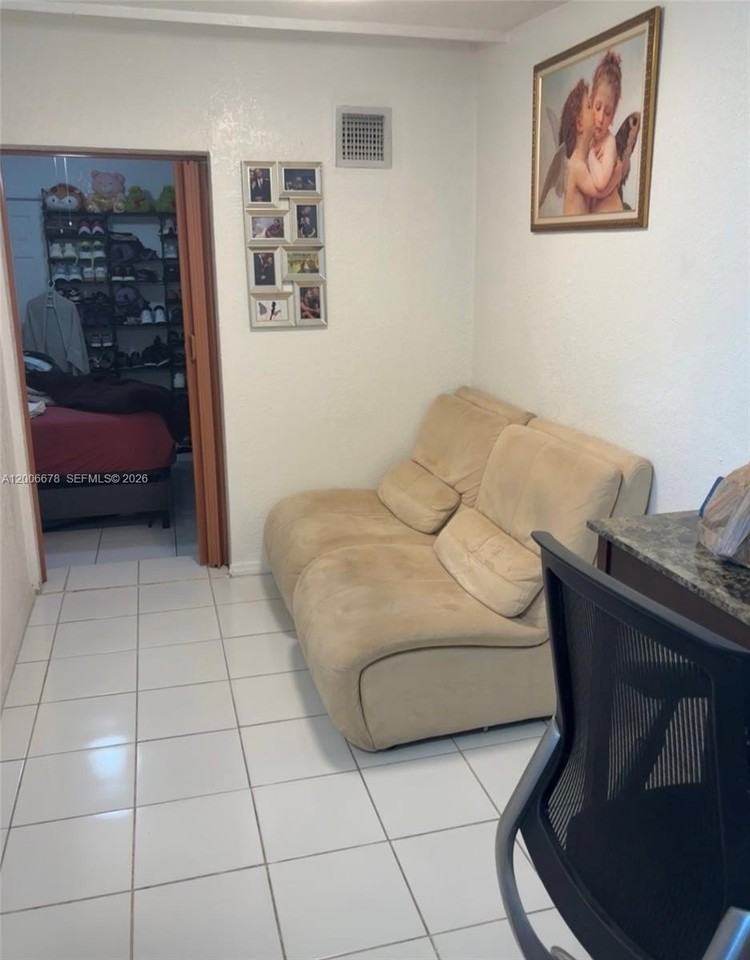 12823 Sw 20th Ter #0 - Photo 2 of 5