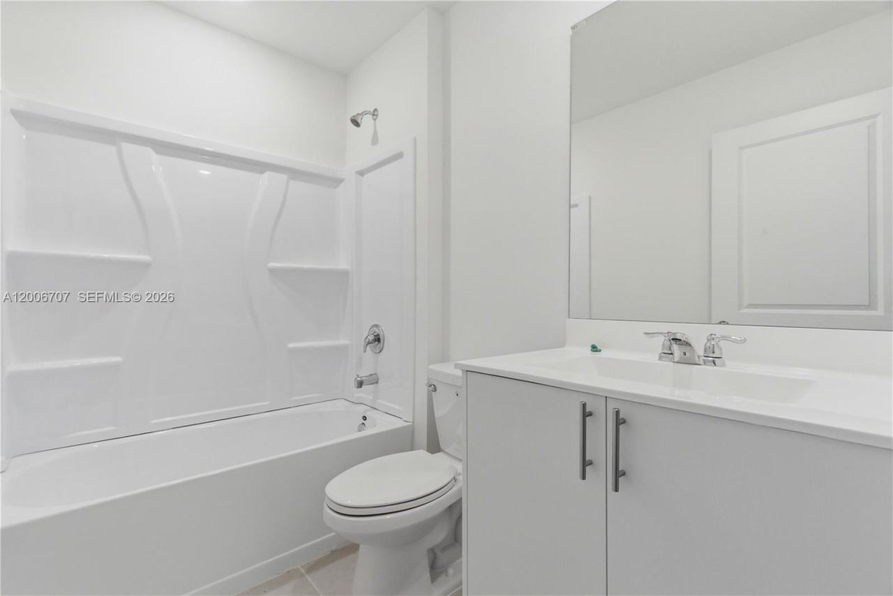 17435 Sw 285th St - Photo 7 of 39