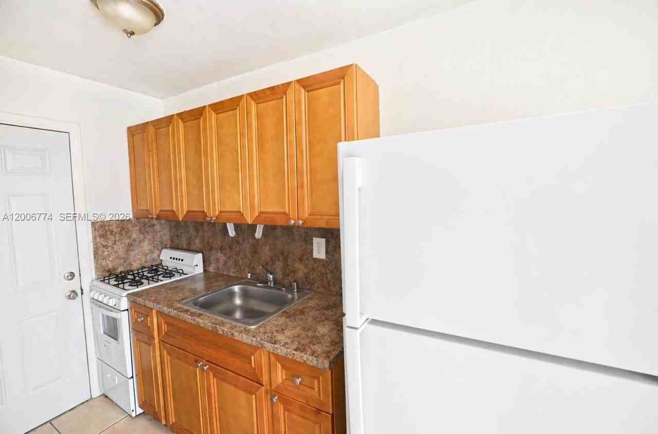 6337 W Flagler St #7