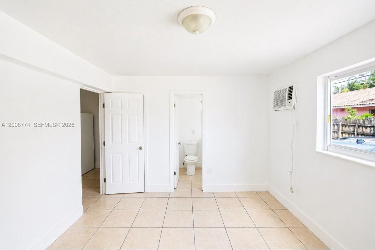 6337 W Flagler St #7 - Photo 7 of 10