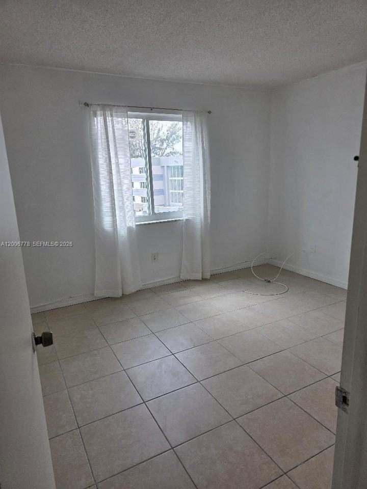 14840 Naranja Lakes Blvd #C4C - Photo 3 of 23