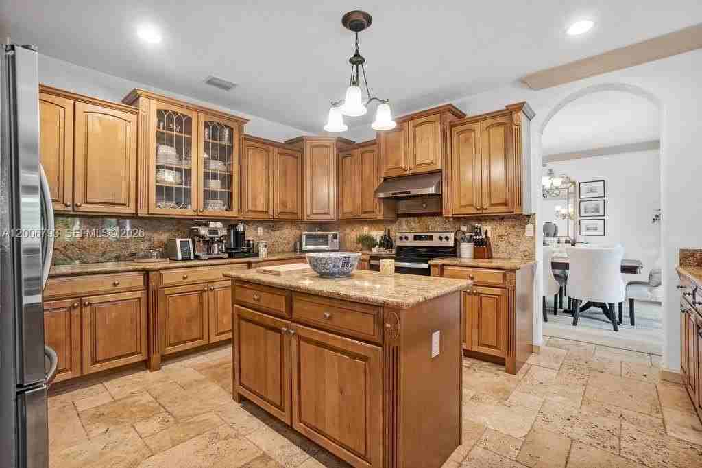 7581 Sw 191st St - Photo 3 of 24