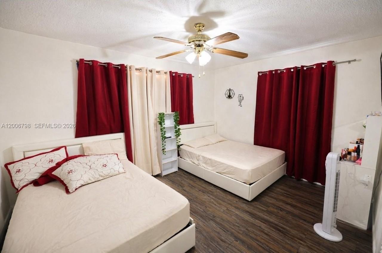 6031 W Flagler St #8 - Photo 7 of 12