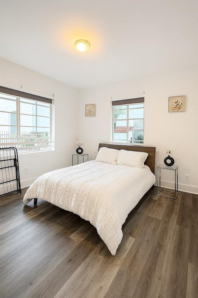 600 15th St #4 - Photo 3 of 6