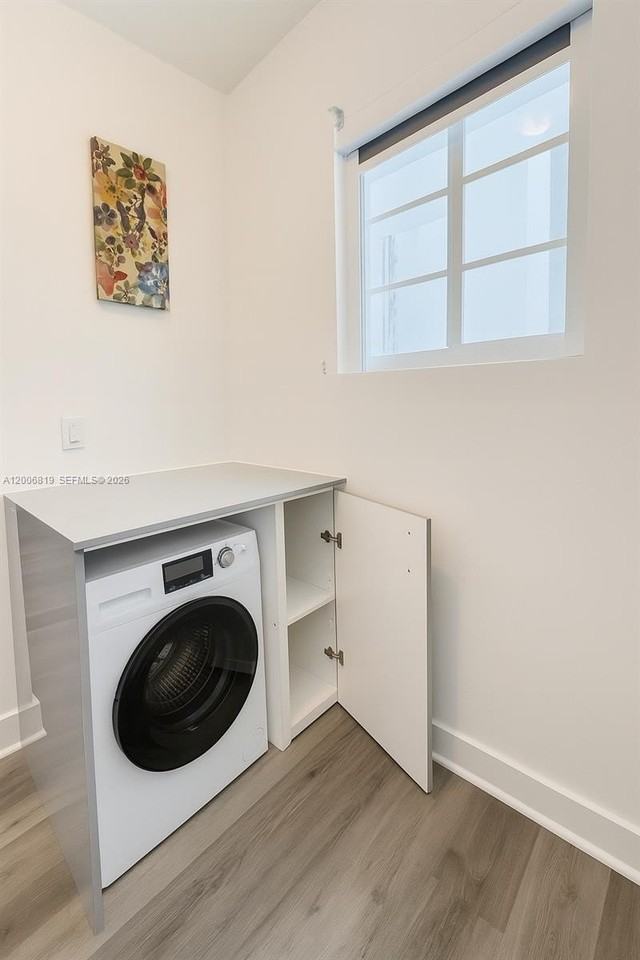 600 15th St #4 - Photo 4 of 6