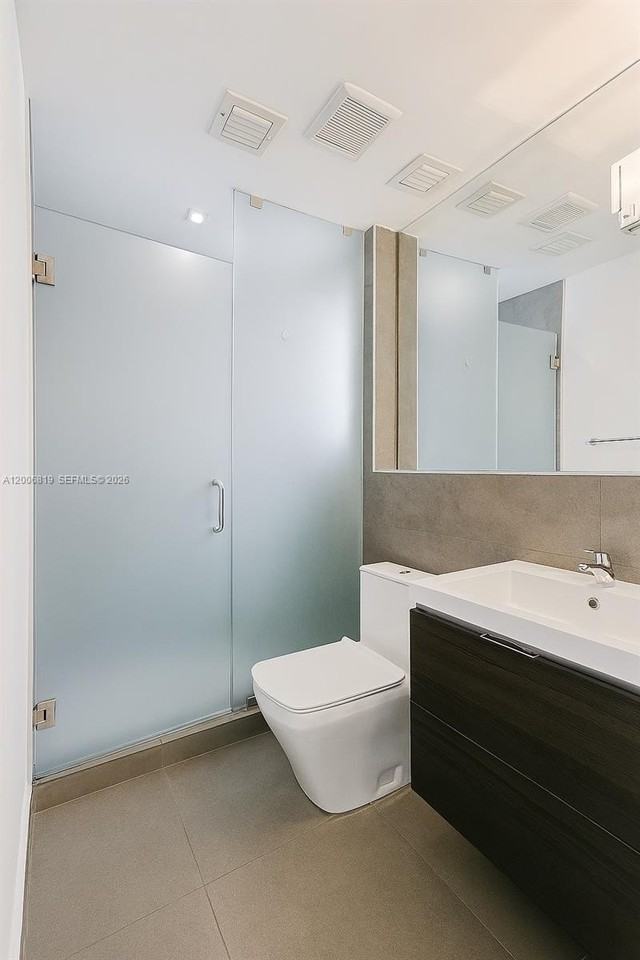 600 15th St #4 - Photo 5 of 6