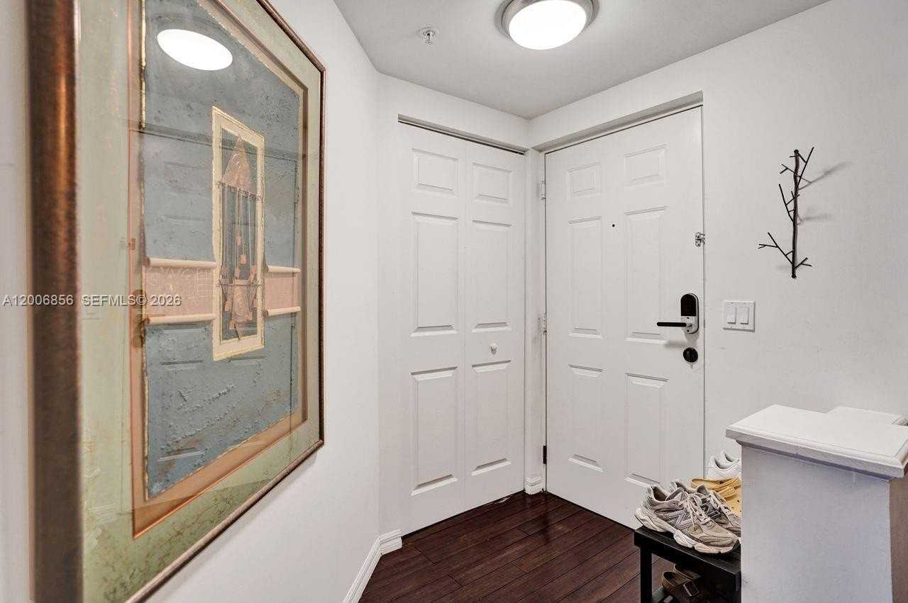 2220 Tuscany Way #2220 - Photo 5 of 43