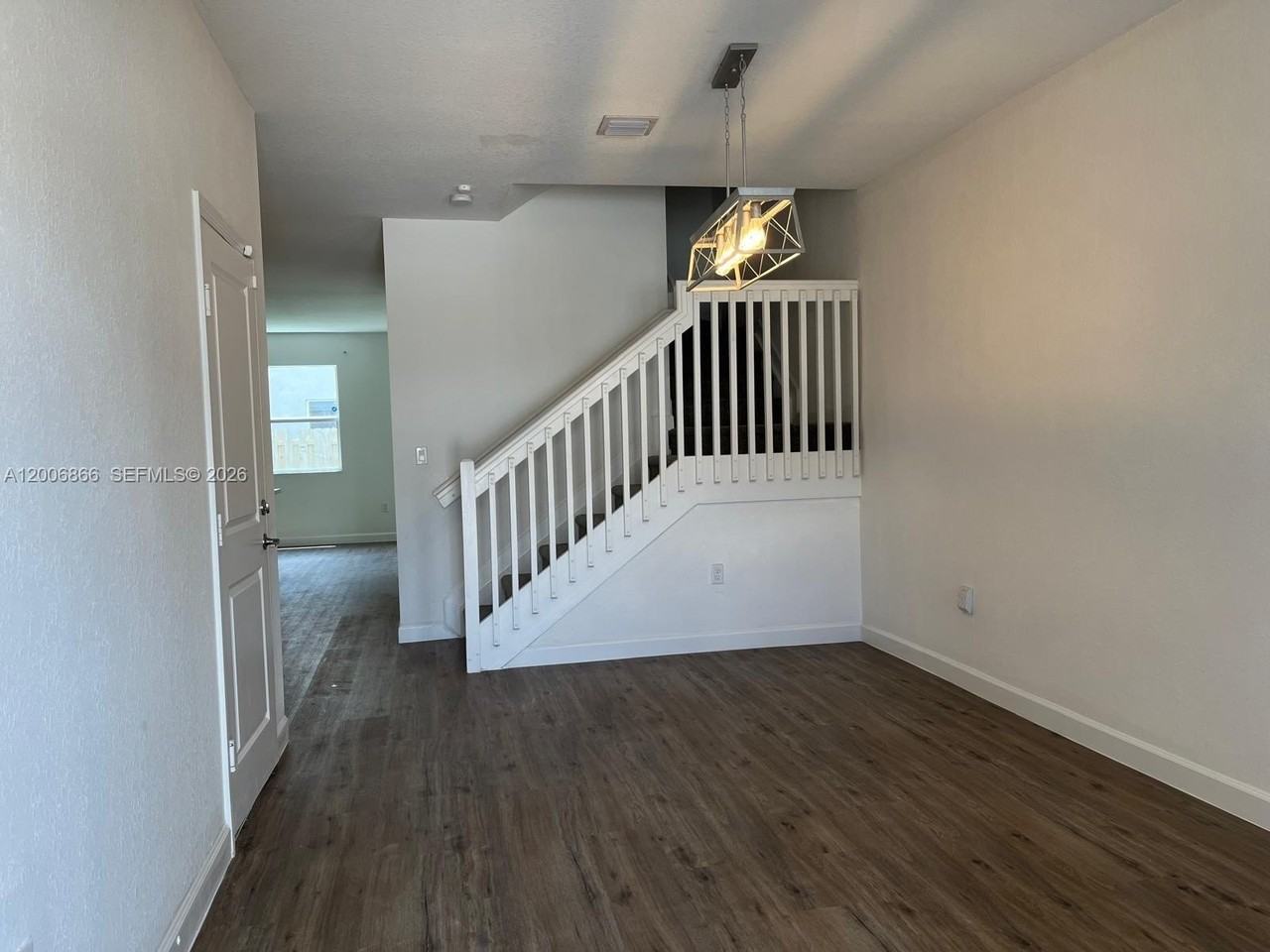 2634 Se 12th St #2634 - Photo 6 of 13