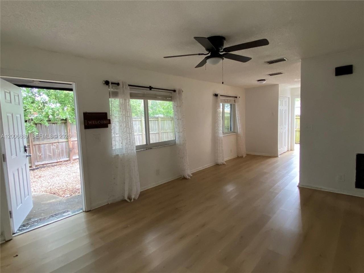 6132 Sw 39th St #R - Photo 6 of 21