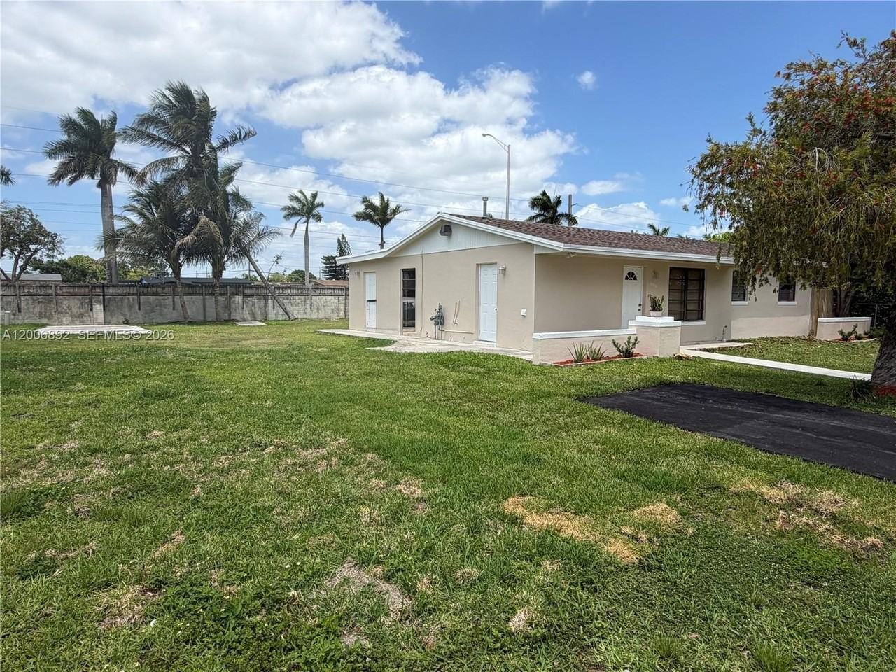 10375 Sw 152nd Ter - Photo 3 of 50