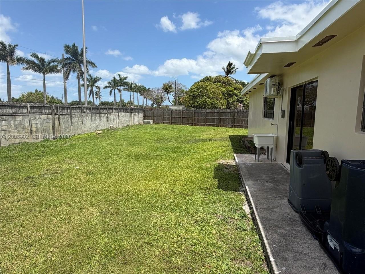 10375 Sw 152nd Ter - Photo 5 of 50