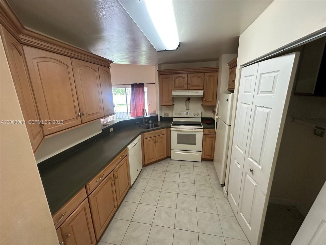 3461 Nw 44th St #206 - Photo 5 of 12