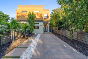 featured image of 2889 Sw 33rd Ave #2889