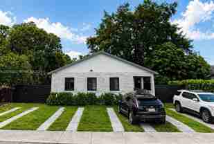 423 Nw 32nd Pl #A - Photo 1 of 1